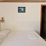 Sea View Apartment *